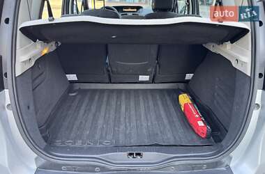 Минивэн Renault Scenic 2010 в 