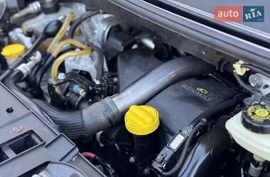 Минивэн Renault Scenic 2010 в 