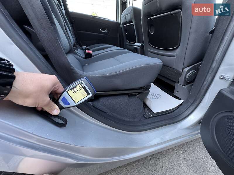 Минивэн Renault Scenic 2010 в Сумах