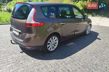 Мінівен Renault Scenic 2010 в 