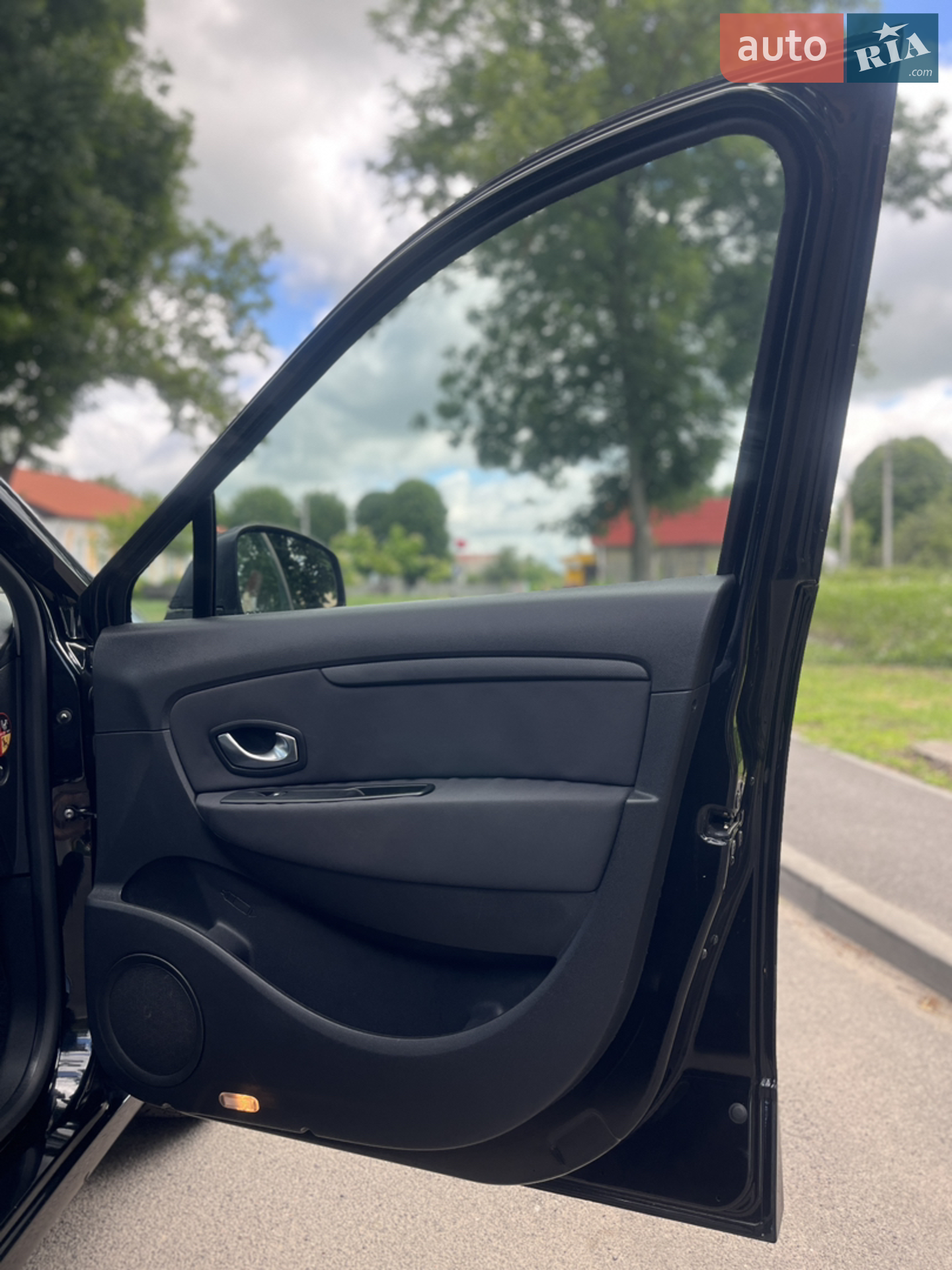 2011 Renault Scenic - мініатюра 57