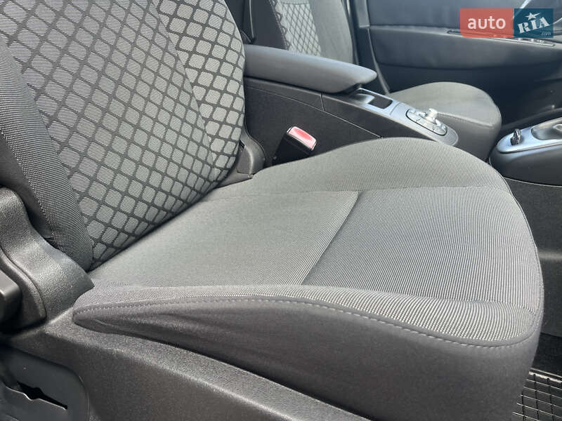 Минивэн Renault Scenic 2011 в Черкассах фото 62 Минивэн Renault Scenic 2011 в Черкассах