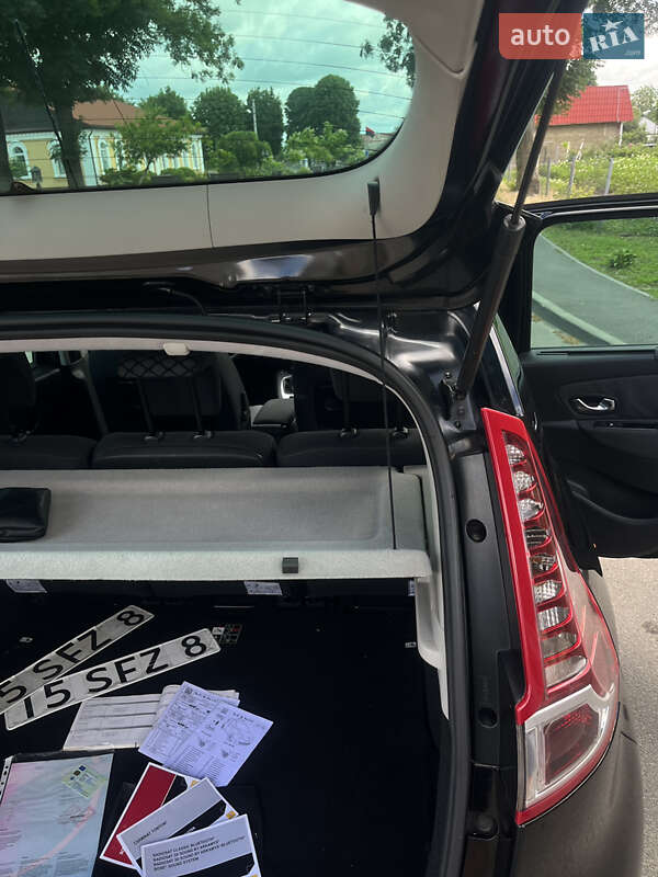 Минивэн Renault Scenic 2011 в Черкассах фото 70 Минивэн Renault Scenic 2011 в Черкассах