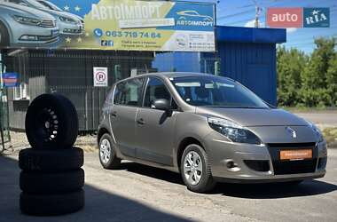 Минивэн Renault Scenic 2010 в Сумах