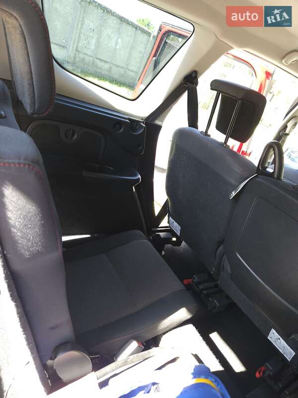 Минивэн Renault Scenic 2012 в Павлограде
