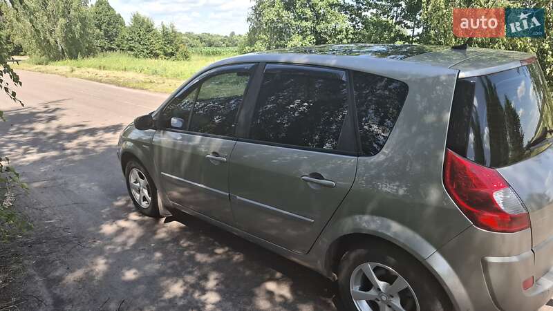 Минивэн Renault Scenic 2007 в Бахмаче