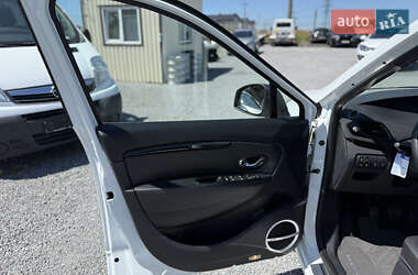 Мінівен Renault Scenic 2012 в 
