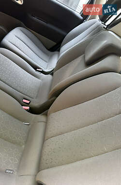 Минивэн Renault Scenic 2009 в 
