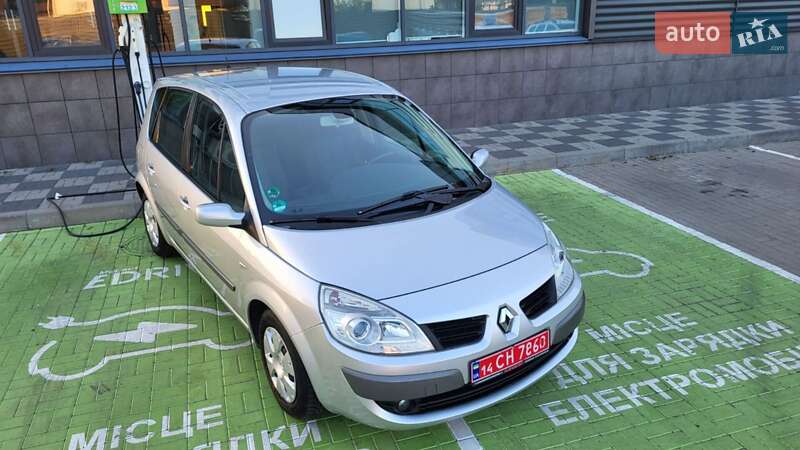Минивэн Renault Scenic 2006 в Черкассах