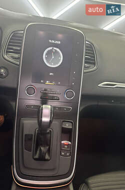 Минивэн Renault Scenic 2019 в 