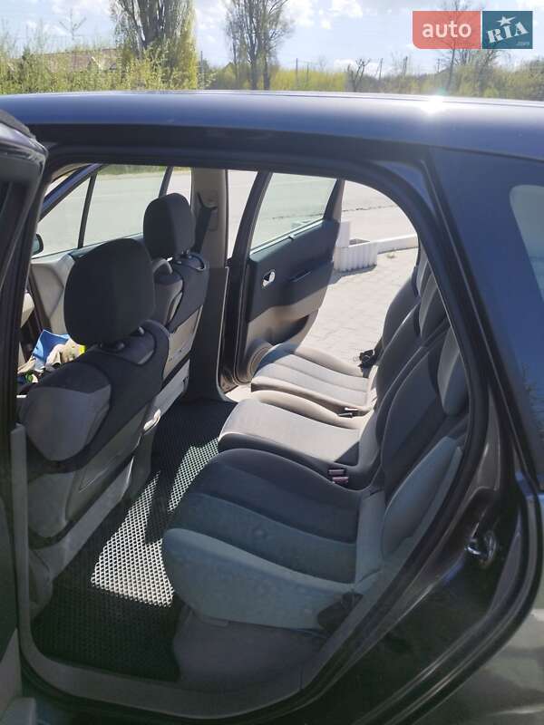 Минивэн Renault Scenic 2003 в Черновцах