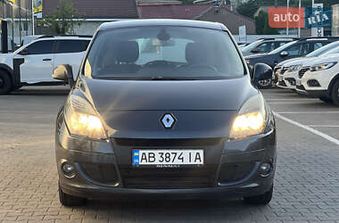 Минивэн Renault Scenic 2010 в 