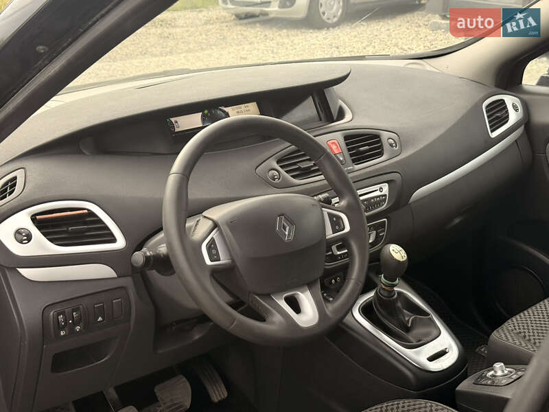 Минивэн Renault Scenic 2012 в Тернополе