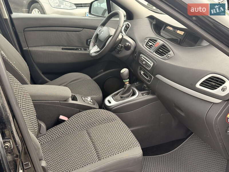 Минивэн Renault Scenic 2012 в Тернополе
