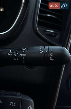 Минивэн Renault Scenic 2017 в 