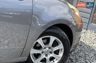 Минивэн Renault Scenic 2011 в 