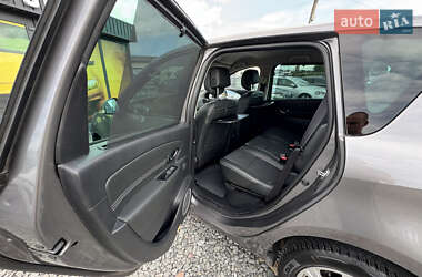 Минивэн Renault Scenic 2011 в 