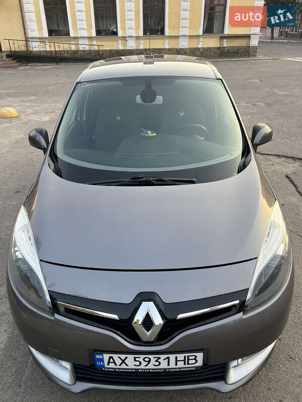 Минивэн Renault Scenic 2014 в Краснограде