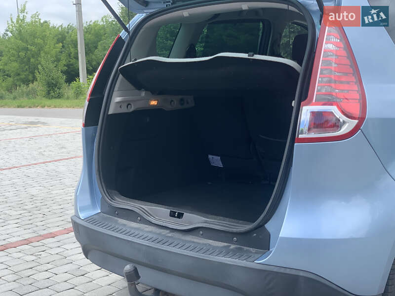 Минивэн Renault Scenic 2010 в Староконстантинове