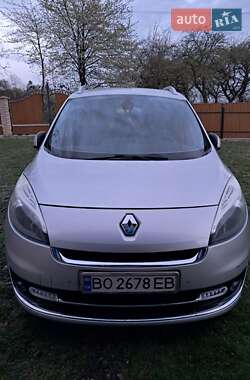 Renault Scenic 2012