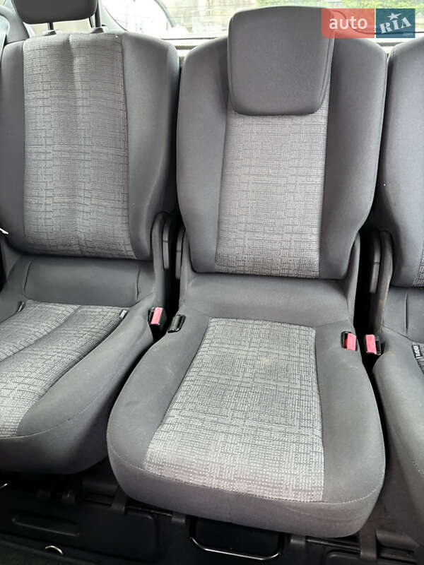 Мінівен Renault Scenic 2007 в Тернополі