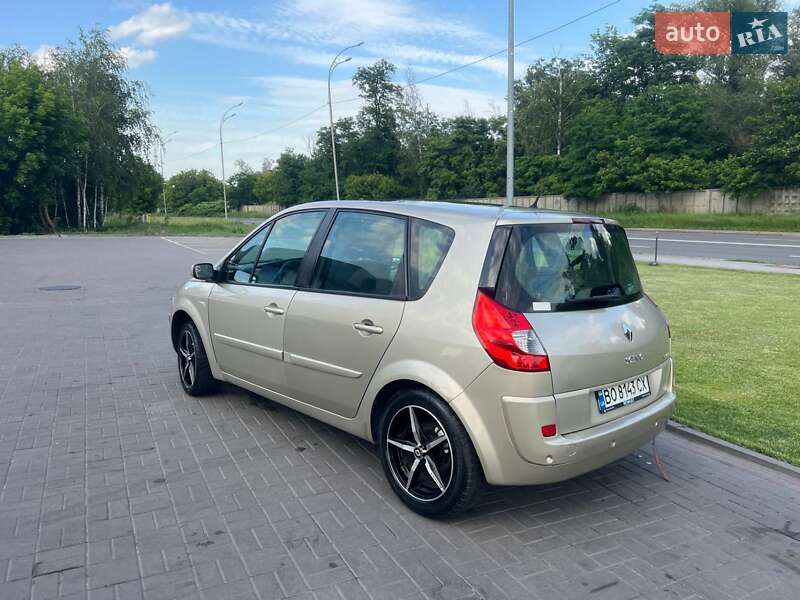 Минивэн Renault Scenic 2007 в Киеве