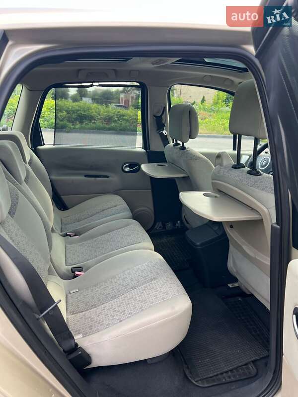 Минивэн Renault Scenic 2007 в Киеве