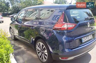 Минивэн Renault Scenic 2017 в 