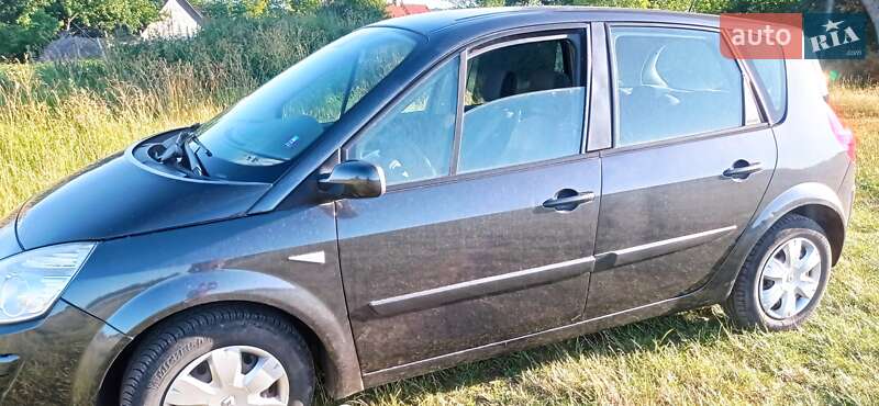 Минивэн Renault Scenic 2008 в 