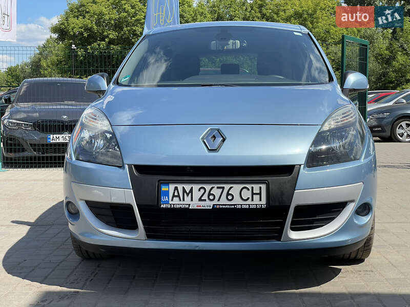 Минивэн Renault Scenic 2011 в Бердичеве