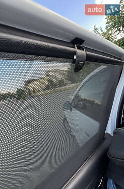 Минивэн Renault Scenic 2011 в 