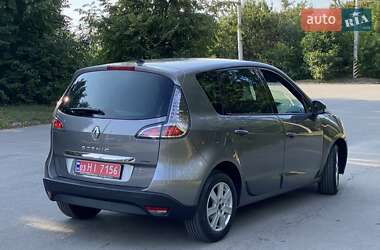 Мінівен Renault Scenic 2012 в 