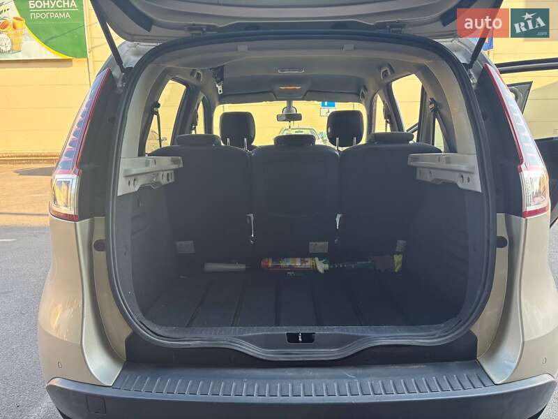 Минивэн Renault Scenic 2010 в Житомире