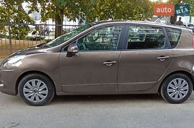 Renault Scenic 2011