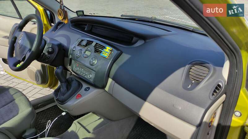 Минивэн Renault Scenic 2004 в Житомире