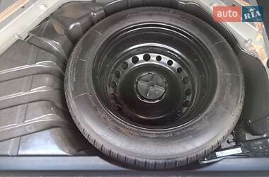 Минивэн Renault Scenic 2013 в 