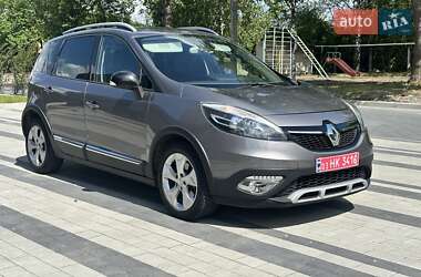 Минивэн Renault Scenic 2013 в 