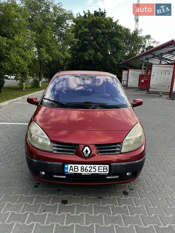 Минивэн Renault Scenic 2005 в Ладыжине