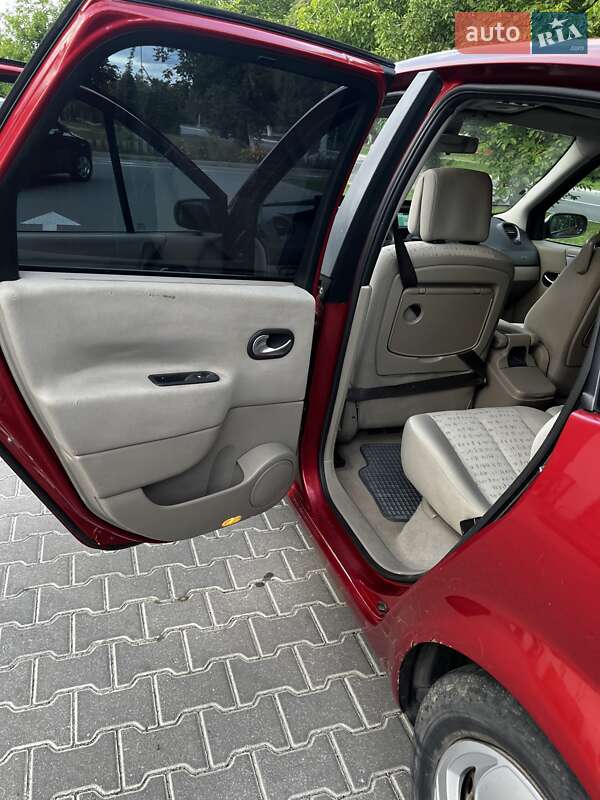 Минивэн Renault Scenic 2005 в Ладыжине