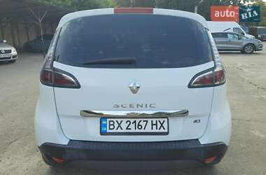 Минивэн Renault Scenic 2015 в 