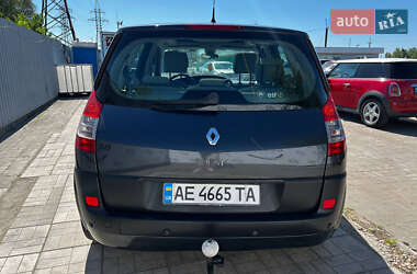 Минивэн Renault Scenic 2006 в 