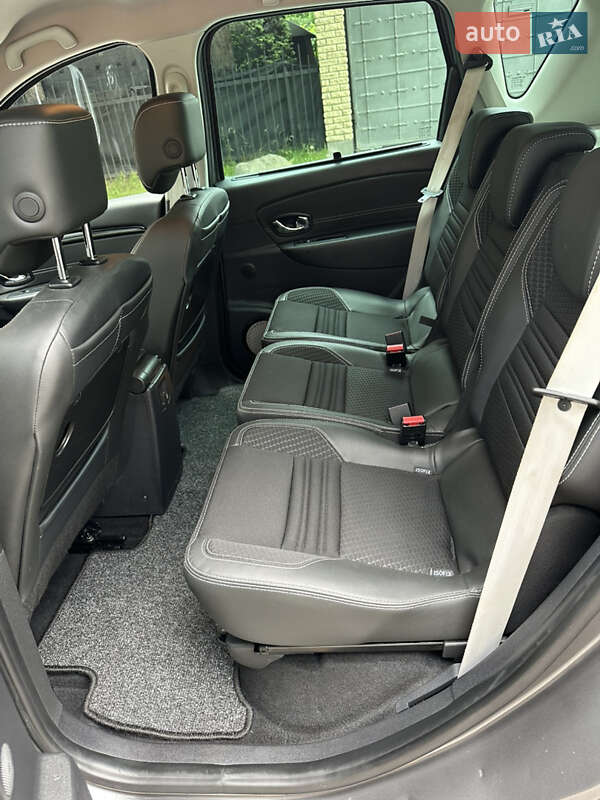 Минивэн Renault Scenic 2014 в Луцке