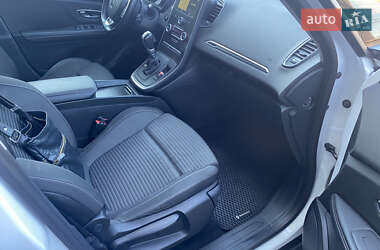 Минивэн Renault Scenic 2019 в 