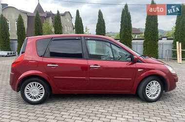 Минивэн Renault Scenic 2006 в 