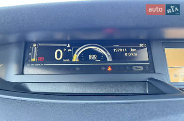 Минивэн Renault Scenic 2014 в 