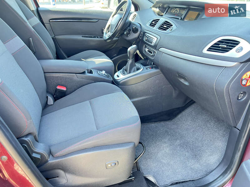 Минивэн Renault Scenic 2014 в Бердичеве