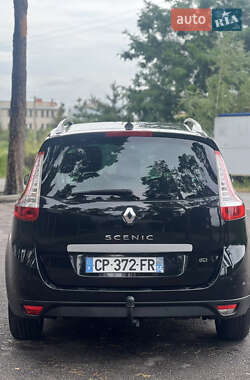 Мінівен Renault Scenic 2016 в 