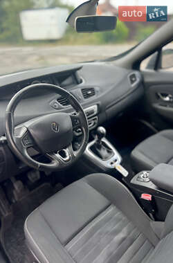 Мінівен Renault Scenic 2016 в 