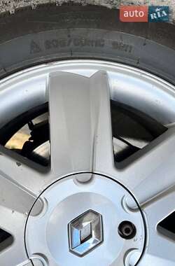 Минивэн Renault Scenic 2005 в 