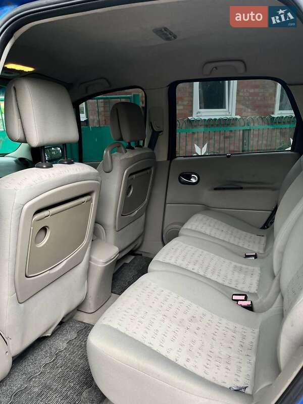 Мінівен Renault Scenic 2005 в Долинській